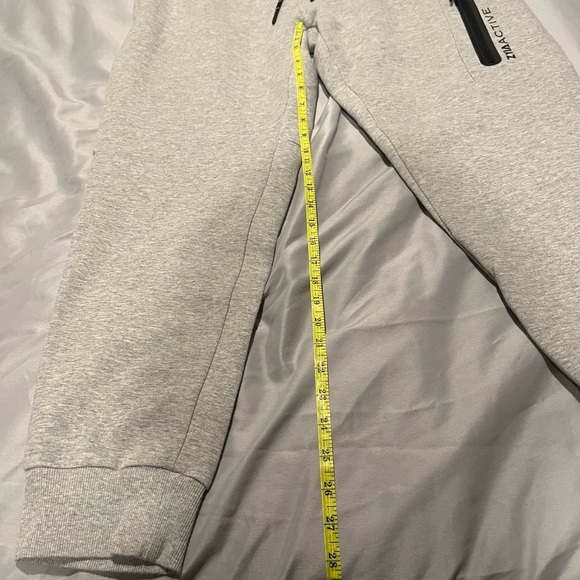 ZYIA Active USA Men's Gray Jogger Pants - Picture 4 of 6
